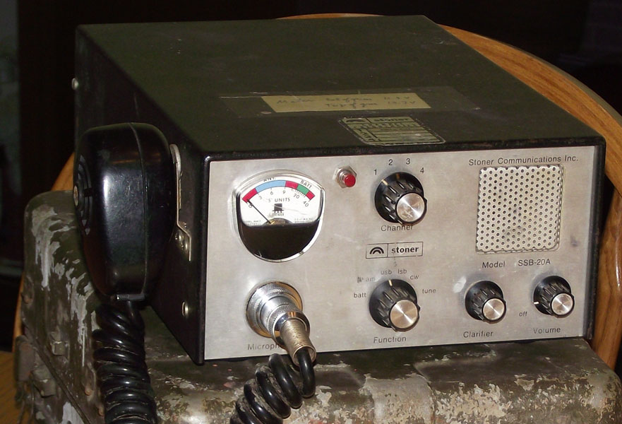 radio-003